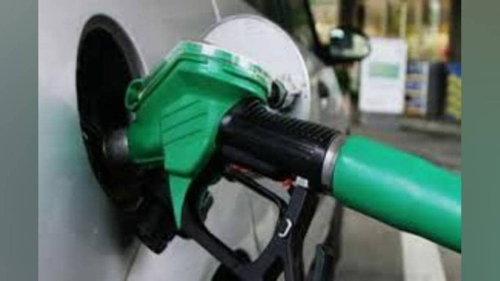 petrol pump owner fuel denied to hansraj Ahirs vehicle over rs 5 lakh unpaid dues by welfare department