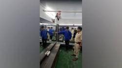 मिरारोड येथे टारझन ऑर्केस्ट्रा बारवर पोलिसांचा छापा ! १२ मुलींची सुटका, तर २१ जणांवर गुन्हा दाखल