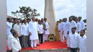 MLA manoj ghorpade urged youth to honor Pusasavali martyrs and follow freedom fighters example