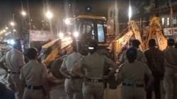 VIDEO : प्रभादेवी पूल वाहतुकीसाठी बंद; १२५ वर्षांहून अधिक जुना पूल इतिहासजमा होणार, नवीन द्विस्तरीय पुलासाठी १२ ते १६ महिन्याची प्रतीक्षा