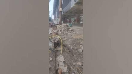 CMs orders issues Kashigaon Metro station stair construction remain unresolved in area