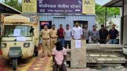 गृहप्रकल्पातील साहित्य चोरणारा गजाआड