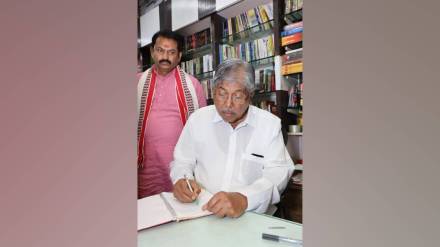 BJP leader Chandrakant Patil, Maharashtra minister Nanded visit, student leadership in politics, Abhang library exhibition,