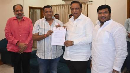 Bal Gandharva Natya Gruha funding, Miraj theater renovation, Bal Gandharva acting career,