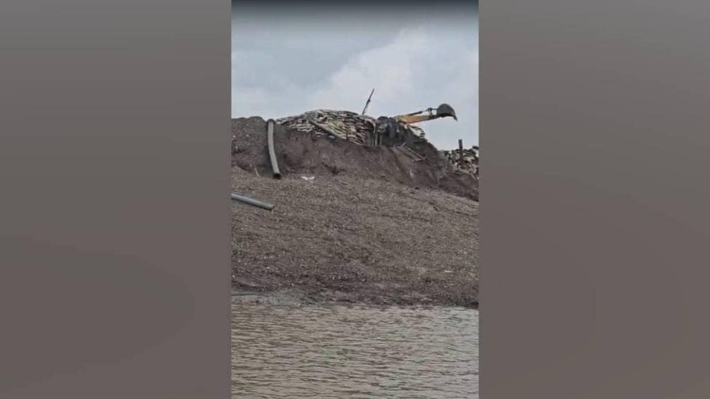 Illegal sand mining in Vasai Virar