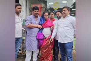 PM Modi saree image, Mama Pagare BJP incident, Dombivli political controversy, BJP Congress conflict Dombivli,