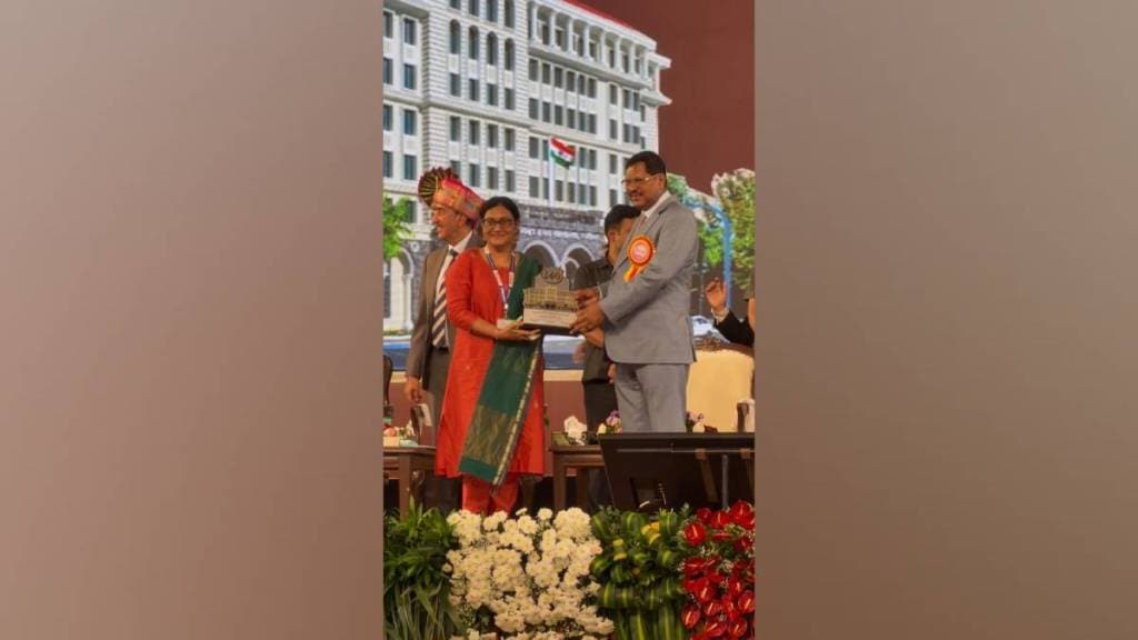 Chief Justice of india bhushan gavai inspected nashik district court building