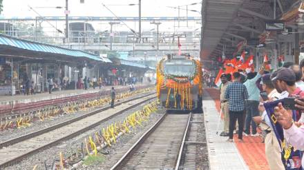 amrut bharat Express delay by two hours