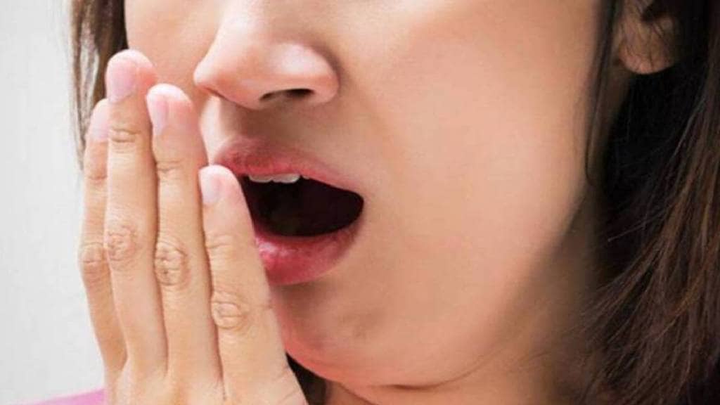 Stop Bad Breath Naturally