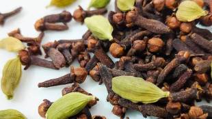 clove water at night before sleep