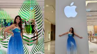 Sonalee Kulkarni at Apple Store Pune launch