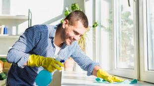 How to make wood furniture clean