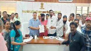 OBC community protest submits demands to Washim collector office over maratha reservation akola