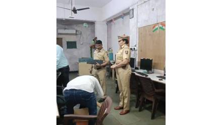 Police raid debt collection call center in Igatpuri