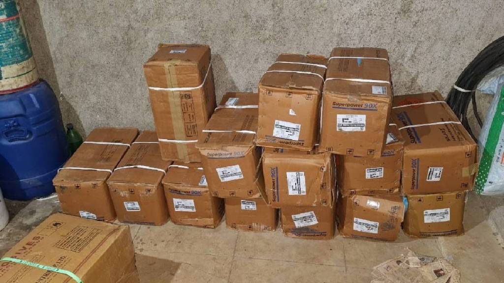 Nashik Rural Police seize gelatin stock in Sarule Shivara Wadiwarhe