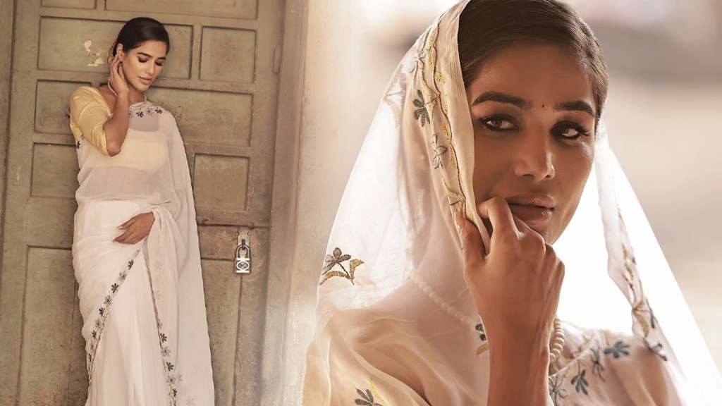 Poonam Pandey Role in ramleela