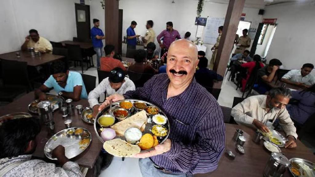 Sarpotdar family honored on the occasion of the 90th anniversary of Poona Guest House