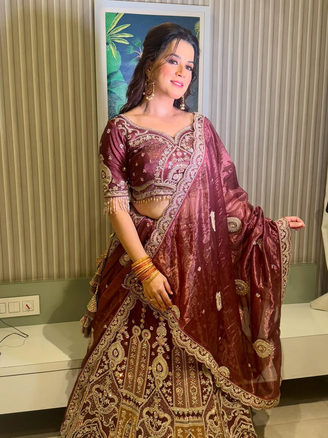 Prajakta Gaikwad Garba Look 2025
