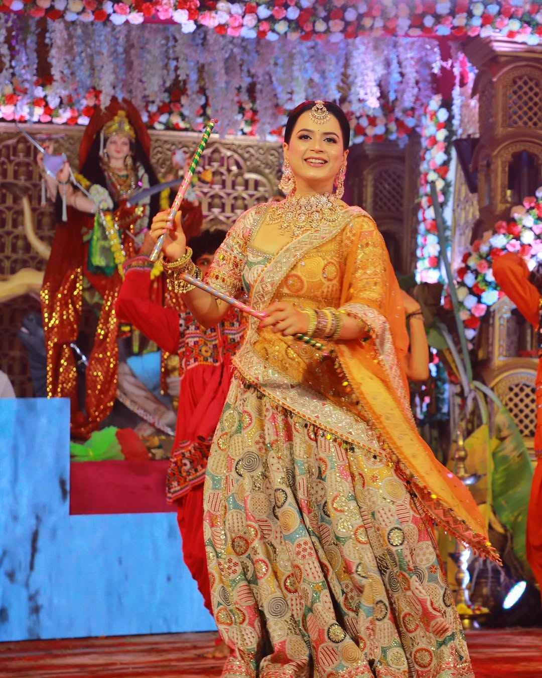 Prajakta Gaikwad Garba Look 2025