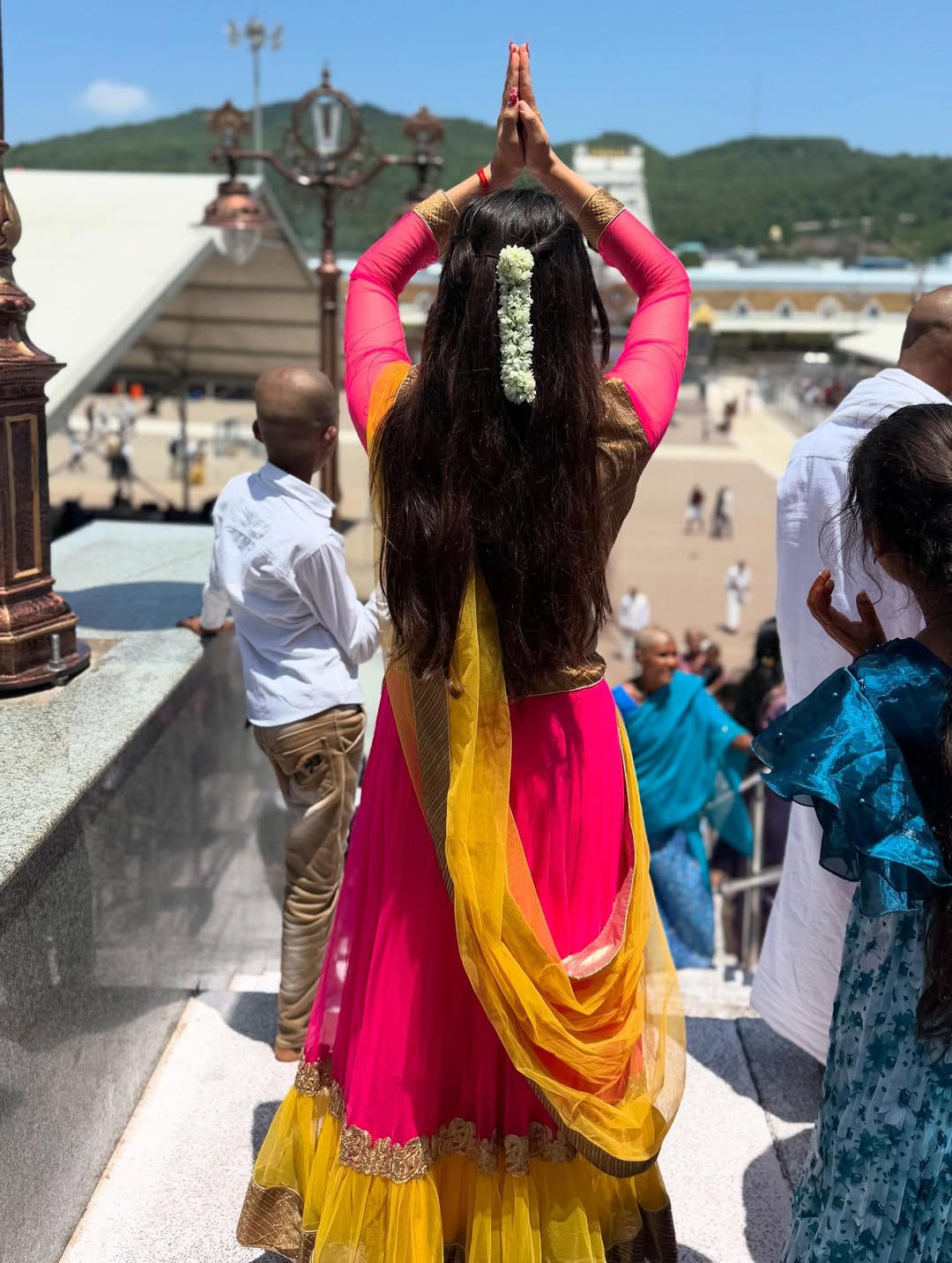 Prajakta gaikwad Tirupati balaji darshan with mother