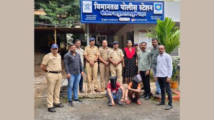 Pune police rescue three year old girl from kidnappers in four hours two accused arrested Pune police rescue three year old girl from kidnappers in four hours two accused arrested