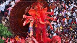Ganesh Visarjan 2025 : लाडक्या गणपती बाप्पाला साश्रू नयनांनी निरोप, देशभरात विसर्जन मिरवणुकांचा उत्साह