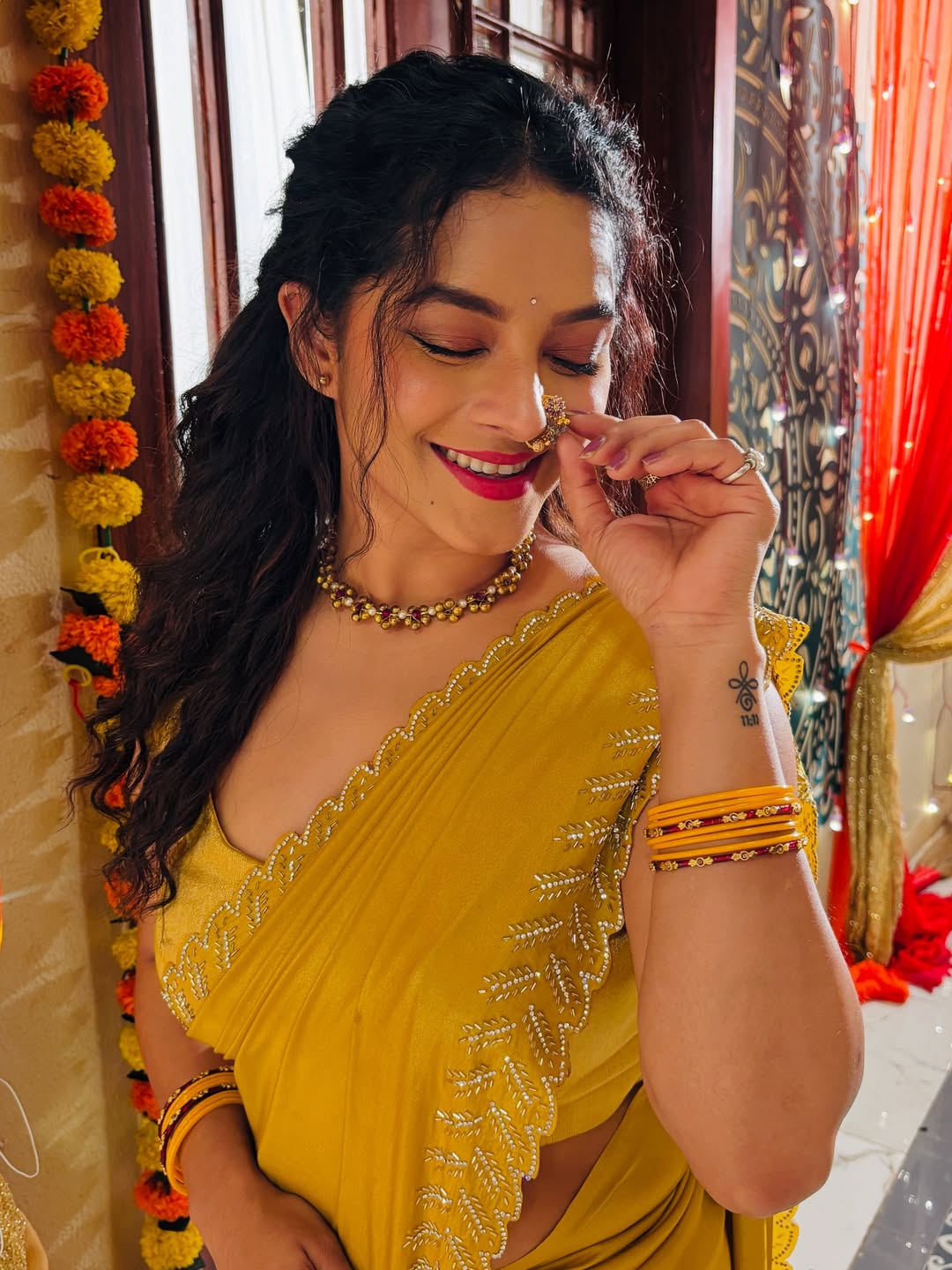 Sakshee gandhi beautiful look wearing nose ring