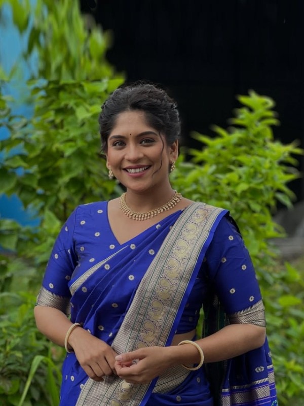 Samruddhi Kelkar Blue Paithani Saree
