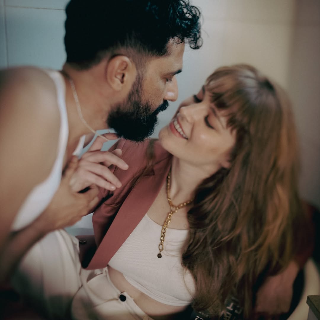 Sarang Sathaye Dev Paula Wedding Love Story