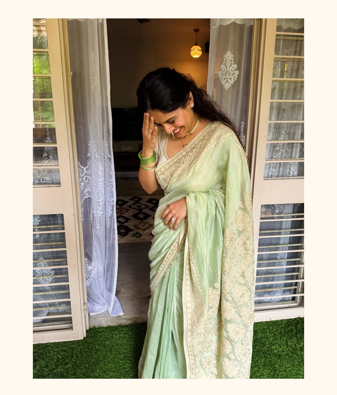 marathi actress pallavi patil home ganpati