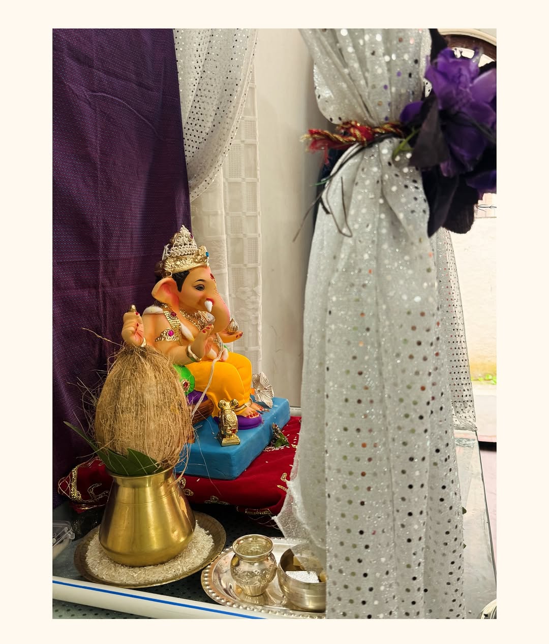 marathi actress pallavi patil home ganpati