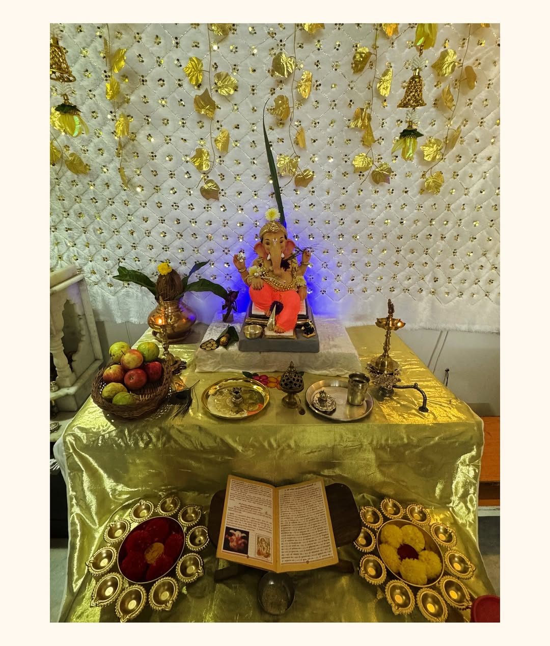 marathi actress pallavi patil home ganpati