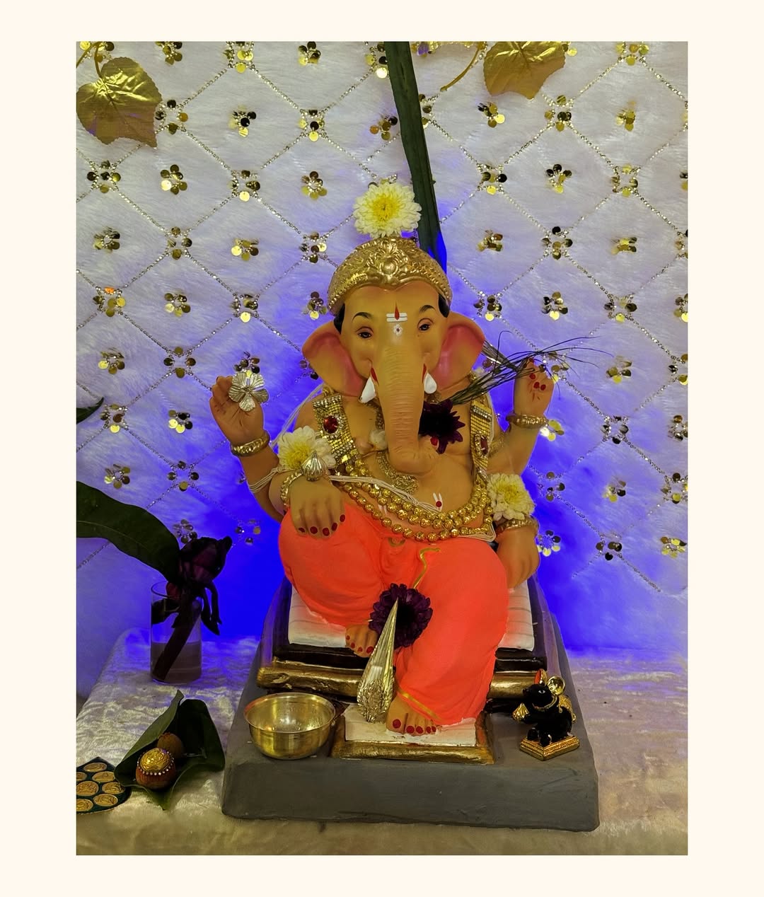 marathi actress pallavi patil home ganpati