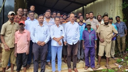 Sawantwadi civic workers on indefinite hunger strike