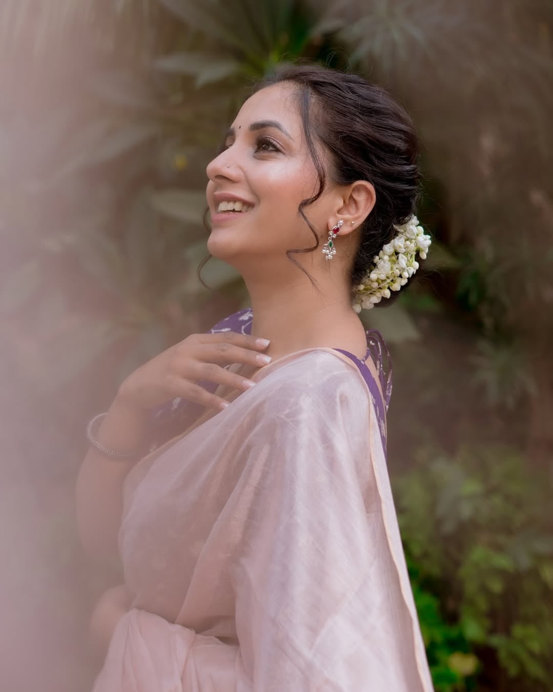 Sayali Sanjeev Blue Paithani Saree Look