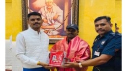 शिर्डीत साईभक्तांचा गहाळ झालेला ४५ लाखांचा ऐवज परत; सुरक्षारक्षकांच्या सव्वा वर्षातील प्रामाणिकपणाच्या घटना…
