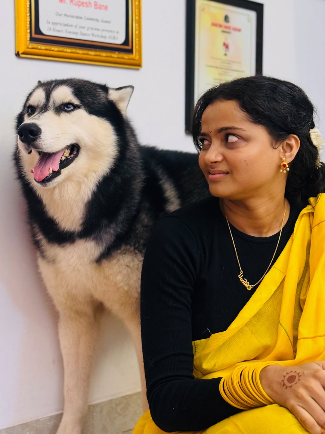 Shivali parab with dogs