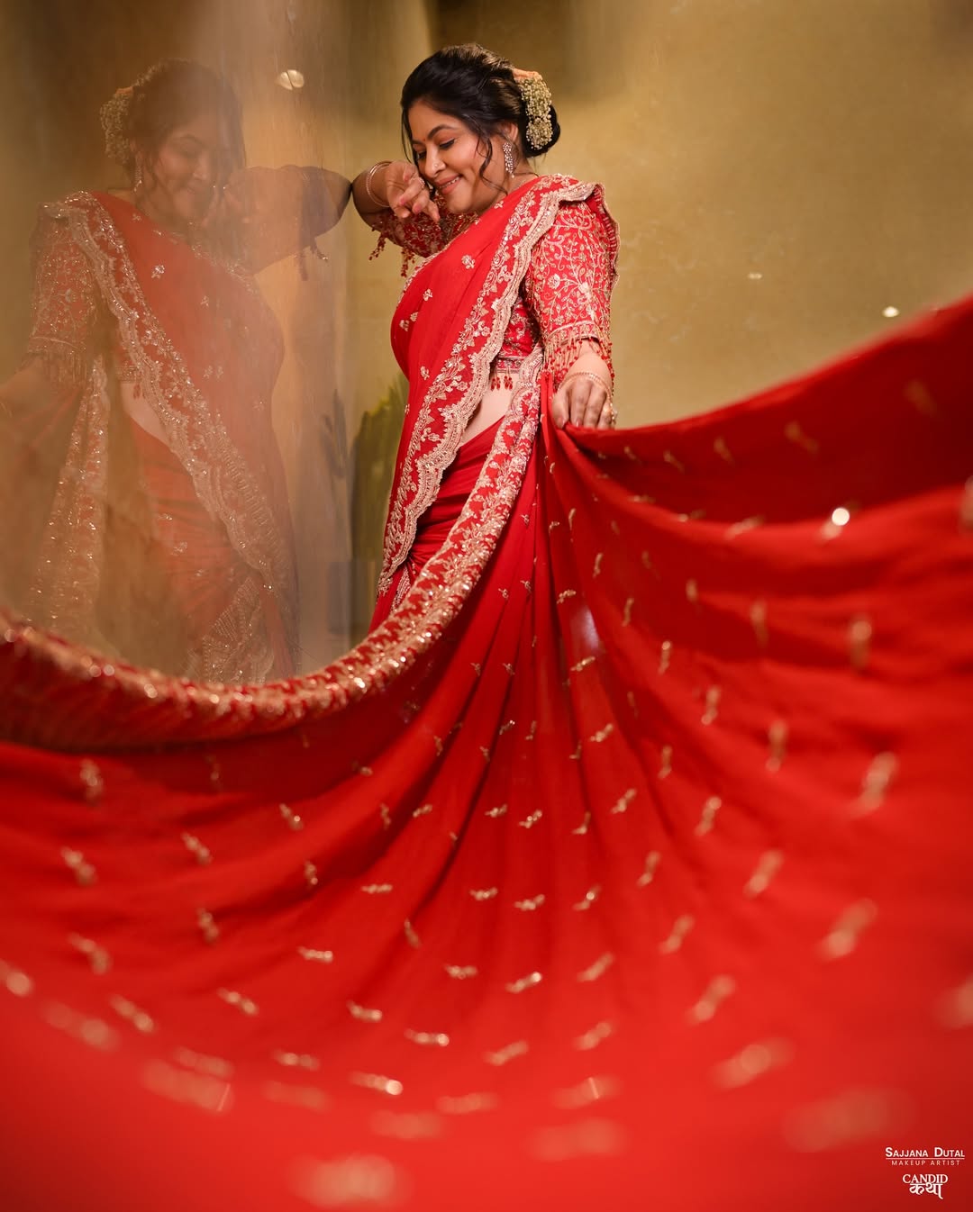Shweta Shinde Red Designer Saree Look Navratri 2025