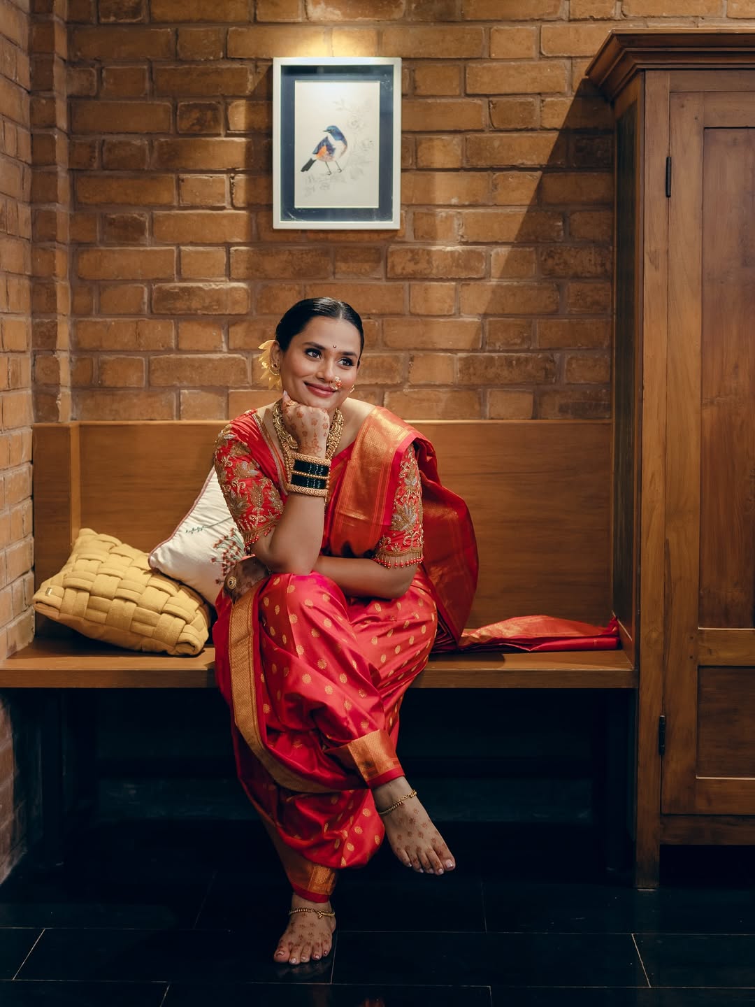 Shweta kharat marathi look