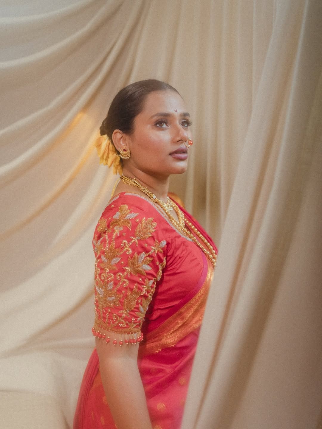 Shweta kharat marathi look