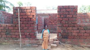 Sindhudurg PM Awas Yojana houses stuck free sand scheme fails due no depots Beneficiaries struggle