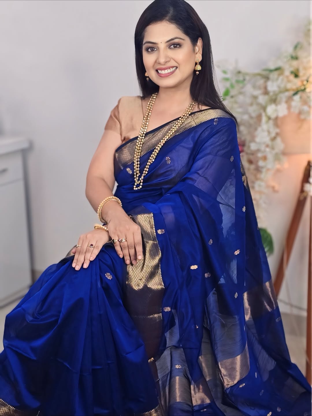 Smita shewale in blue saree navratri 2025 look