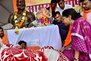 Supriya Sule Maratha Protest