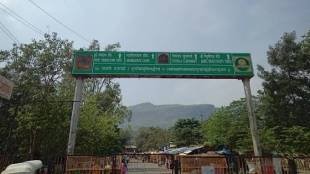 Entry tax collection gang beats up journalists in Trimbakeshwar