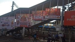 नवरात्रौत्सवानिमित्त मुंबईत अनधिकृत फलकबाजीला उत; महापालिकेचा धाकच नाही