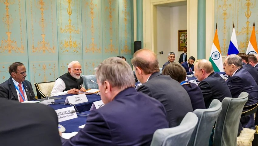 sco summit 2025 modi putin friendship steals the spotlight xi jinping smiles