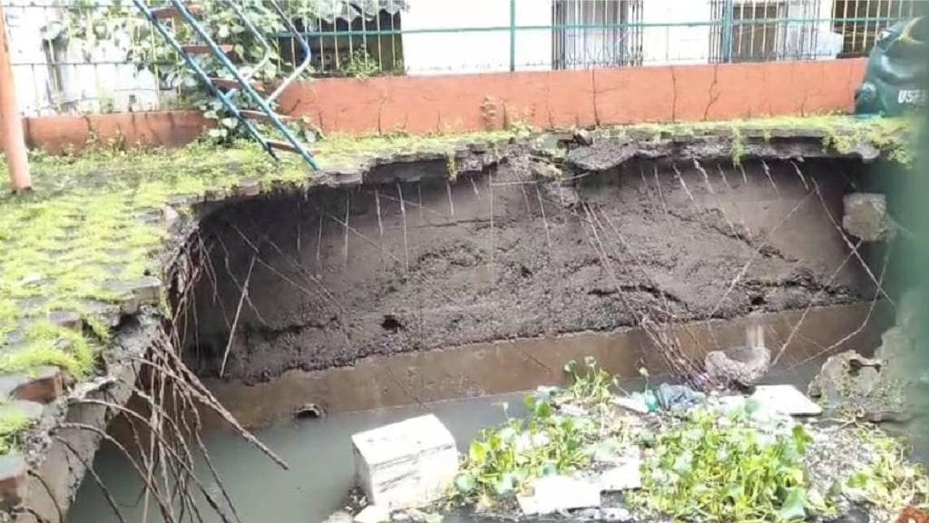 Loksatta shaharbaat vasai virar city sewage drains risky safety issues