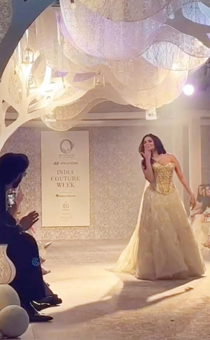 tara sutaria veer pahariya realtionship