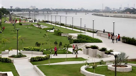Girna Riverfront project, Jalgaon tourism development, riverfront tourism Maharashtra, Sabarmati Riverfront model, Girna river conservation,