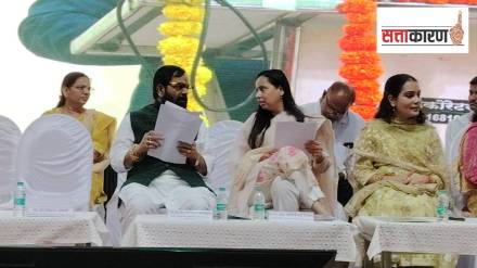 dispute raigad guardian minister Settlement between minister aditi Tatkare Bharat Gogawale